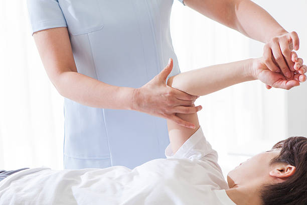 手肘痛不一定是網球肘有可能是手腕伸展肌群痛｜台中物理治療所｜徒手物理治療